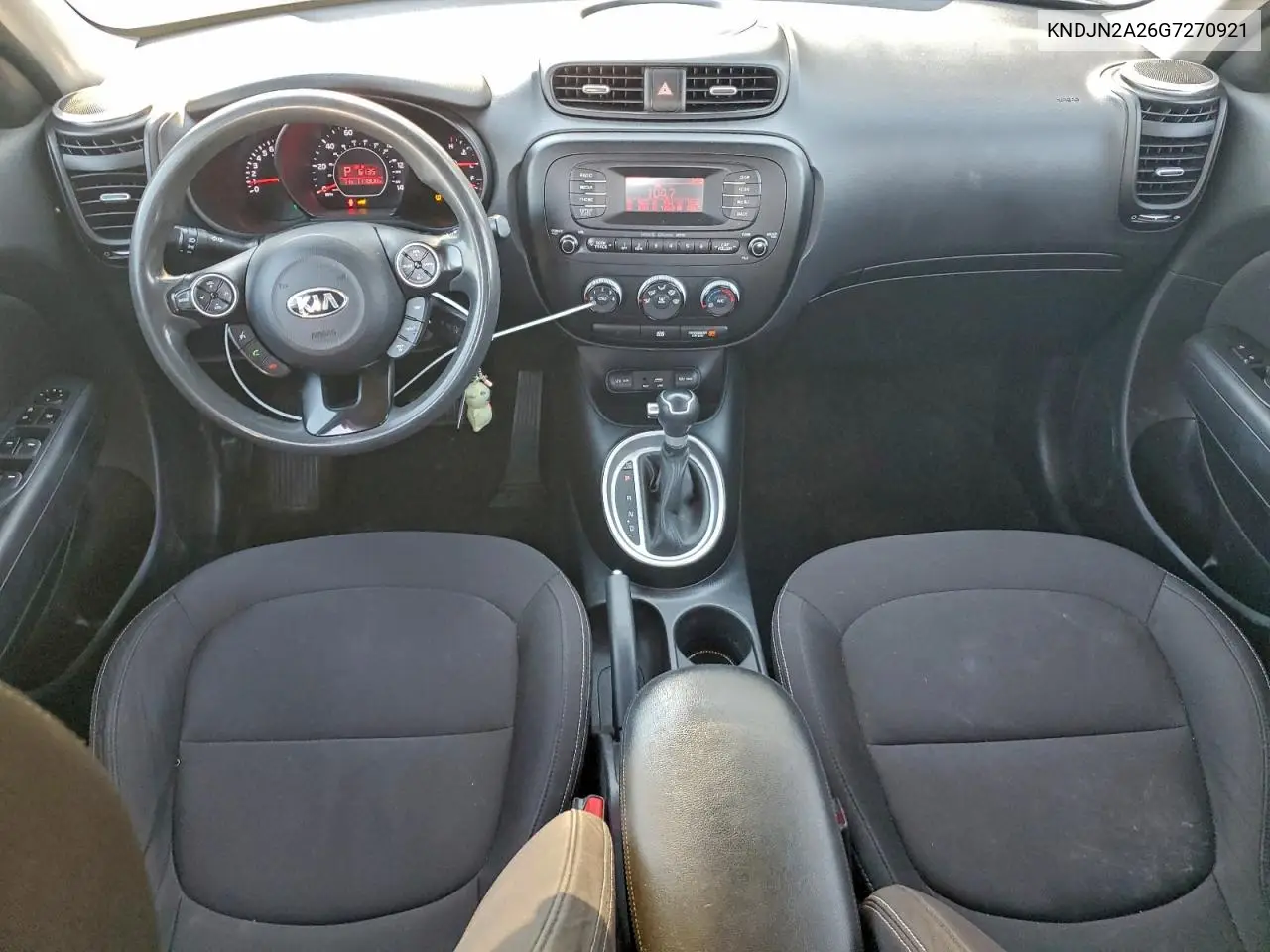 KNDJN2A26G7270921 2016 Kia Soul