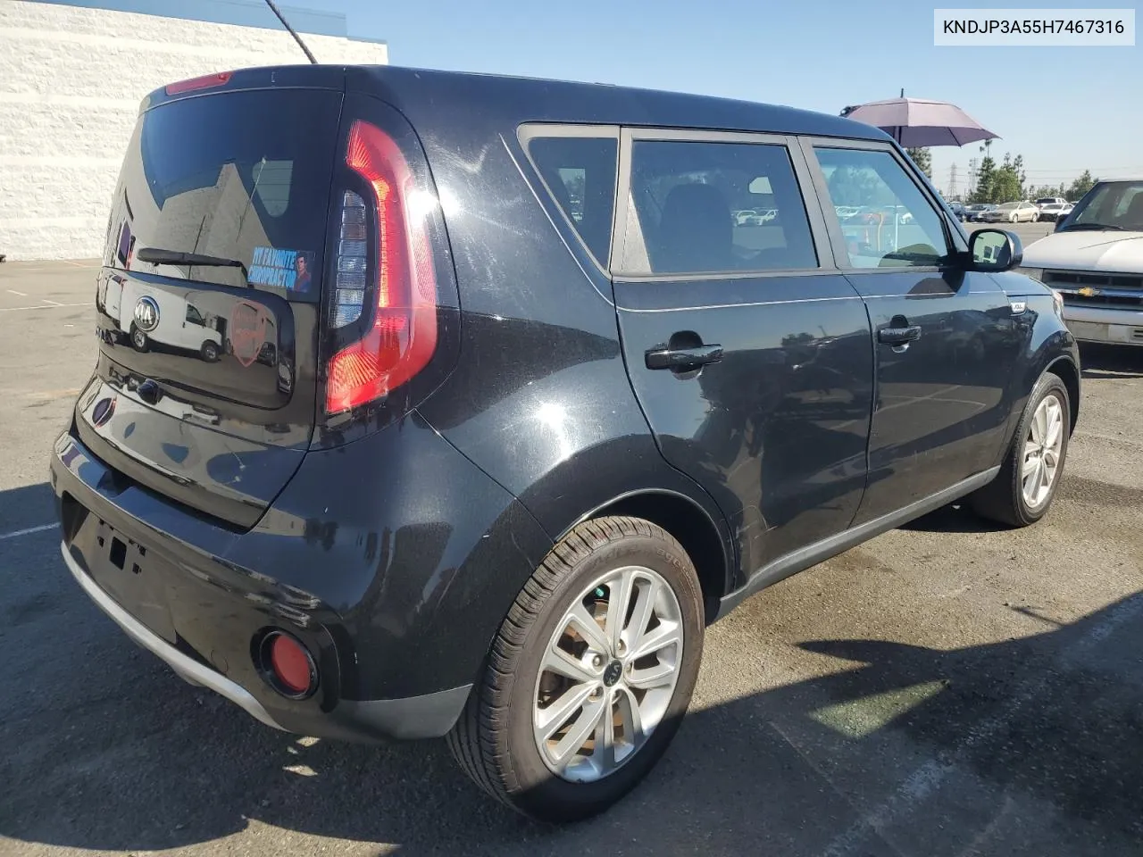 KNDJP3A55H7467316 2017 Kia Soul +