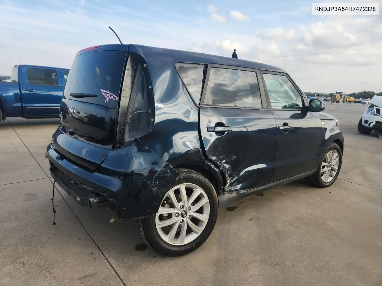 KNDJP3A54H7472328 2017 Kia Soul +