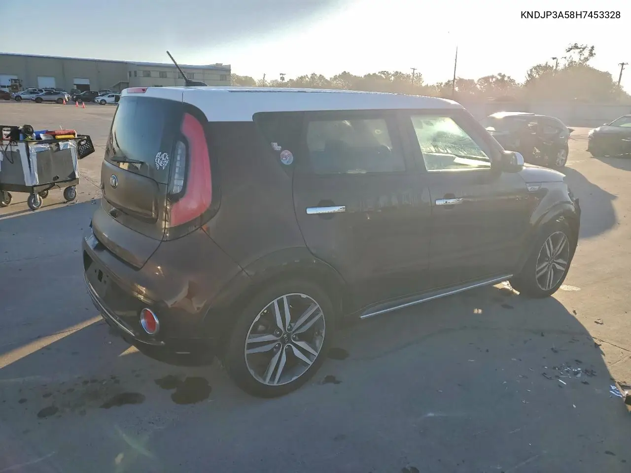 KNDJP3A58H7453328 2017 Kia Soul +