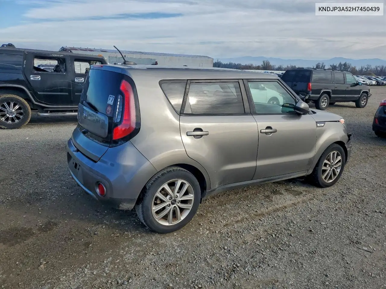 KNDJP3A52H7450439 2017 Kia Soul +