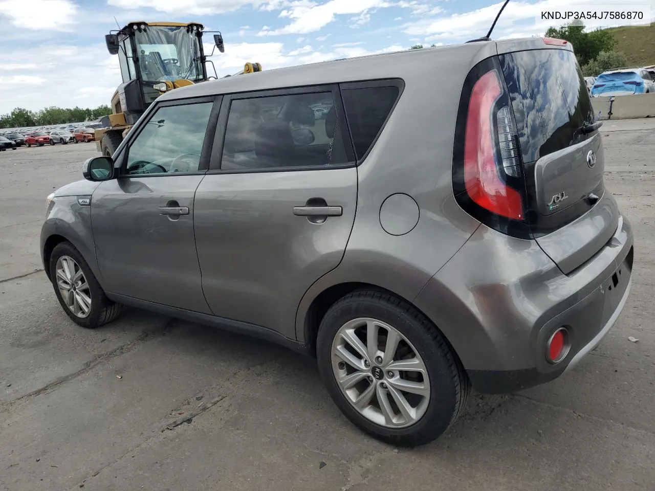 KNDJP3A54J7586870 2018 Kia Soul +