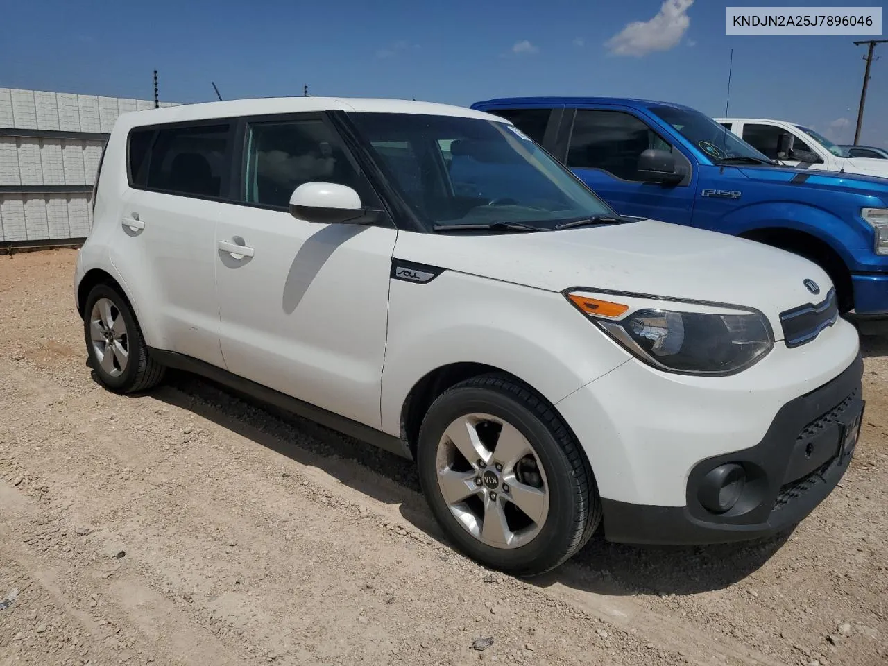 KNDJN2A25J7896046 2018 Kia Soul