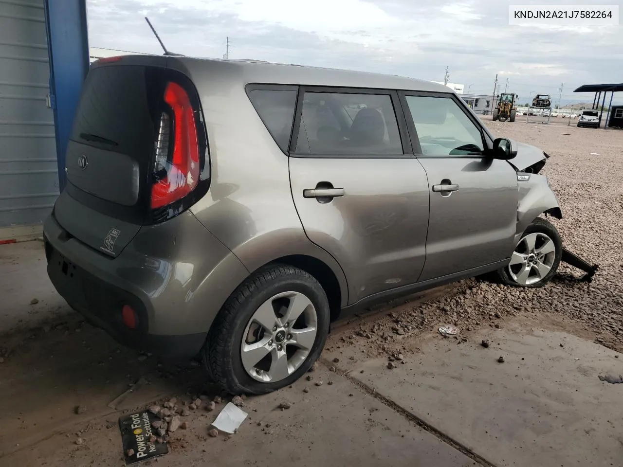 KNDJN2A21J7582264 2018 Kia Soul