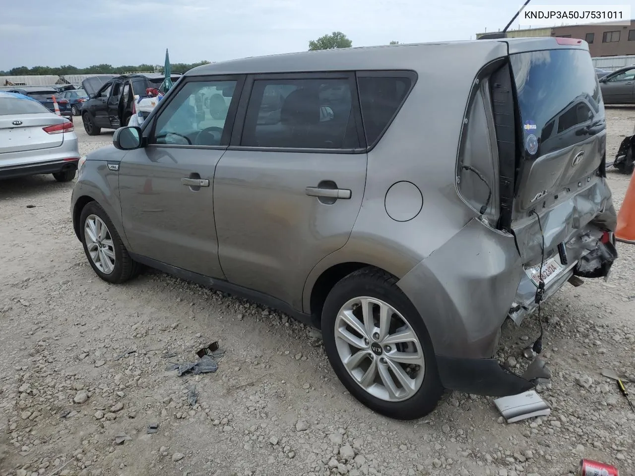 KNDJP3A50J7531011 2018 Kia Soul +