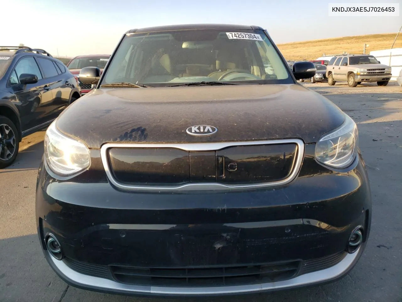 KNDJX3AE5J7026453 2018 Kia Soul Ev +