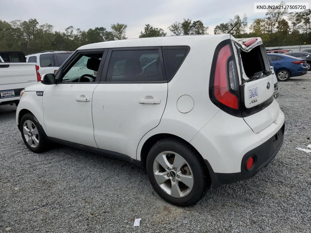 KNDJN2A21J7505720 2018 Kia Soul