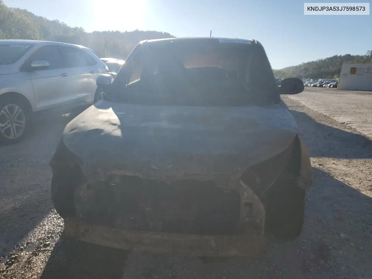 KNDJP3A53J7598573 2018 Kia Soul +