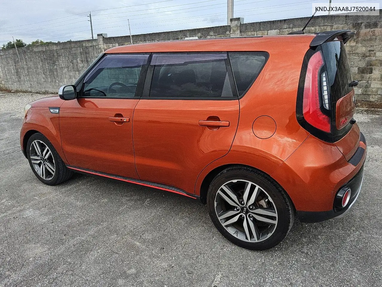 KNDJX3AA8J7520044 2018 Kia Soul !