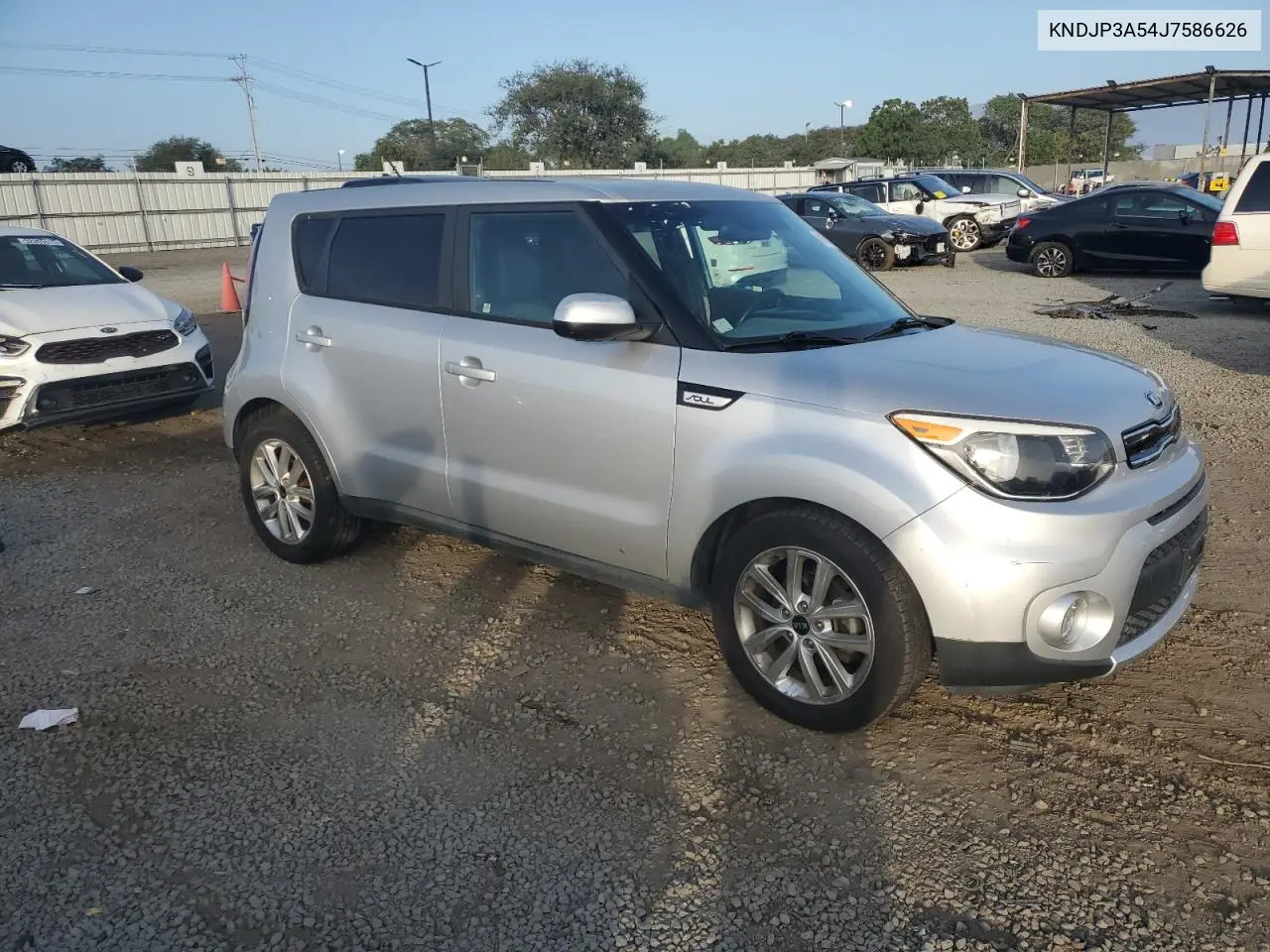 KNDJP3A54J7586626 2018 Kia Soul +