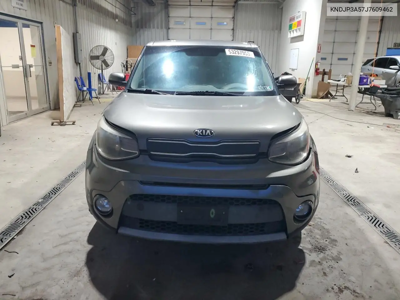 KNDJP3A57J7609462 2018 Kia Soul +