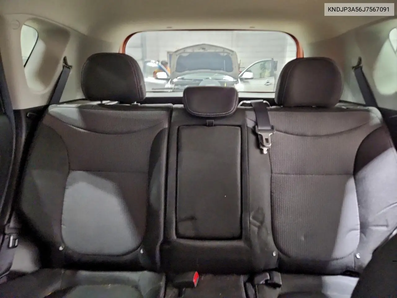 KNDJP3A56J7567091 2018 Kia Soul +