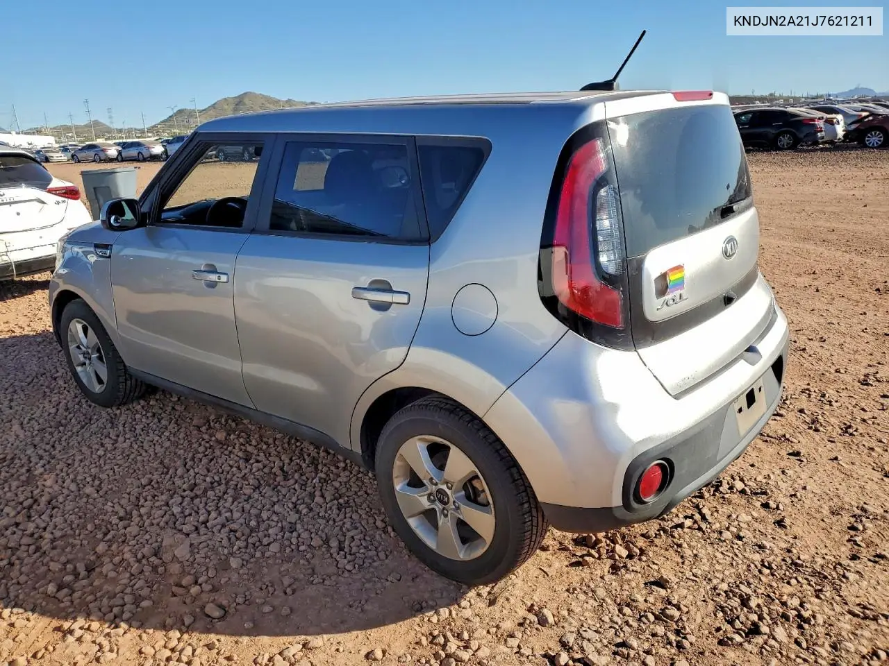 KNDJN2A21J7621211 2018 Kia Soul