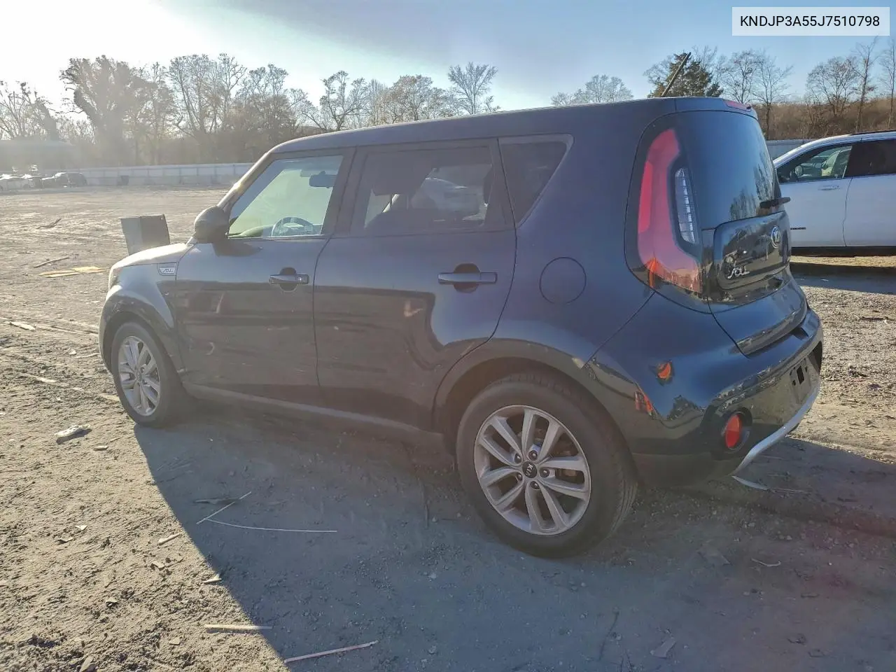 KNDJP3A55J7510798 2018 Kia Soul +