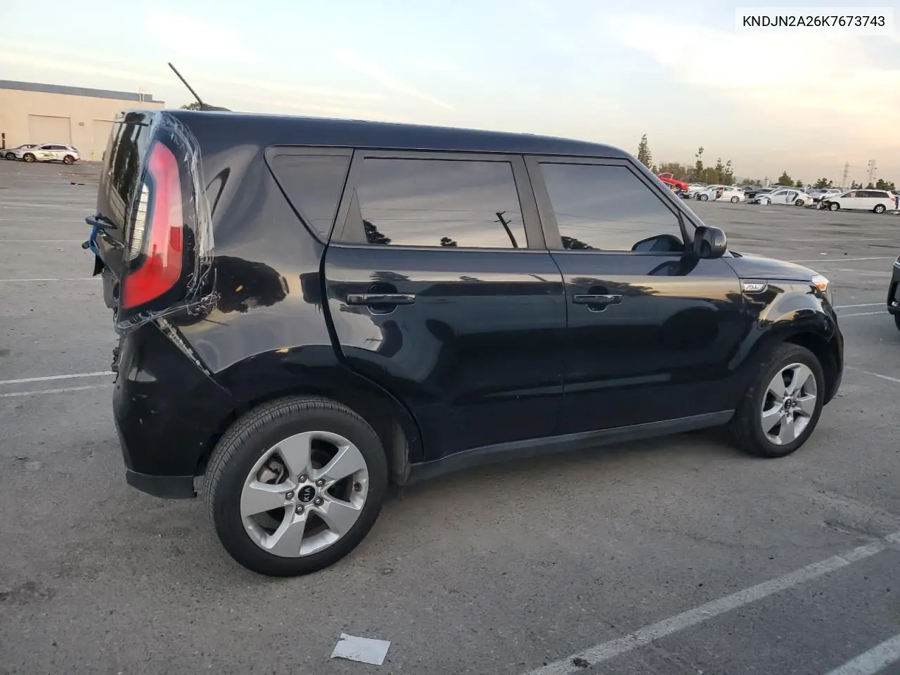 KNDJN2A26K7673743 2019 Kia Soul