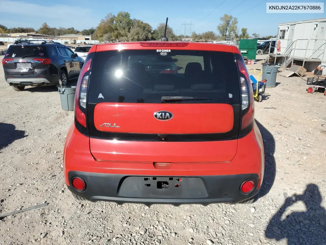 KNDJN2A22K7670886 2019 Kia Soul