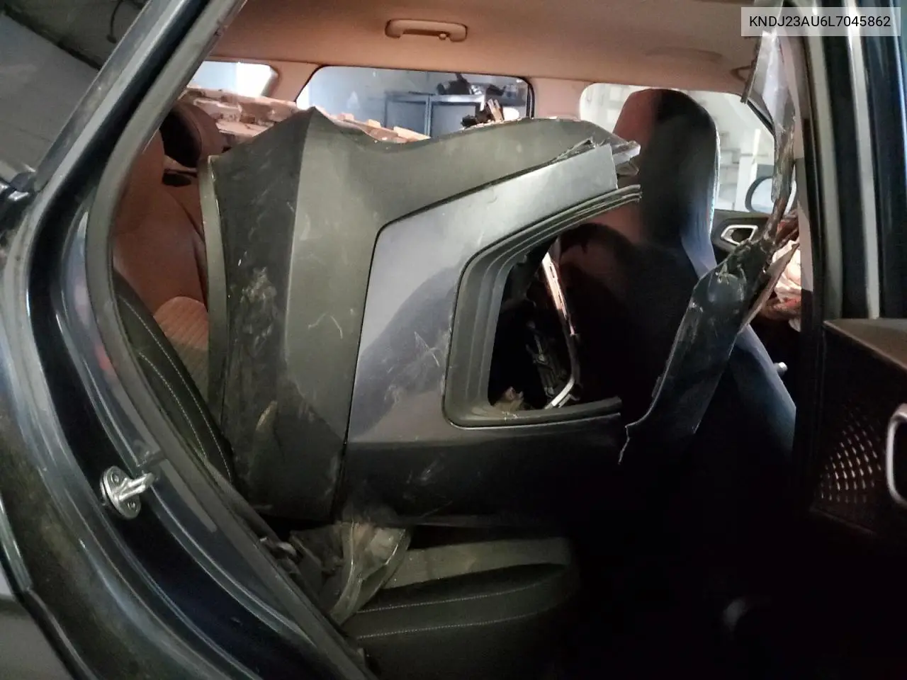 KNDJ23AU6L7045862 2020 Kia Soul Lx