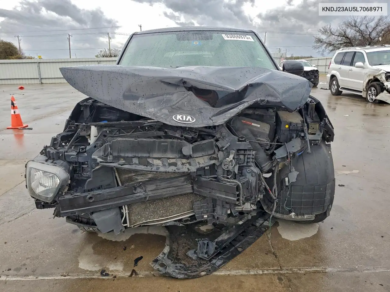 KNDJ23AU5L7068971 2020 Kia Soul Lx