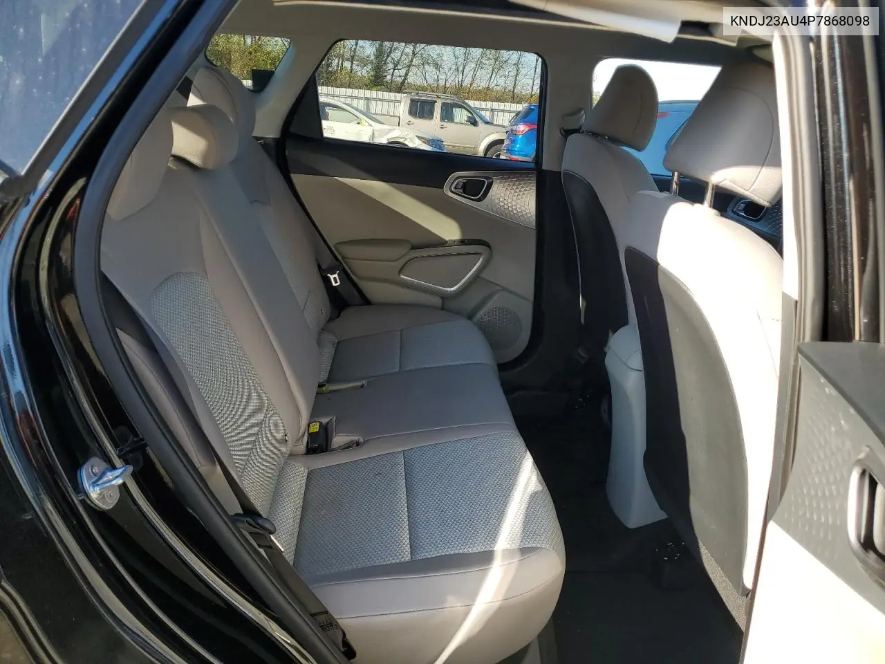KNDJ23AU4P7868098 2023 Kia Soul Lx