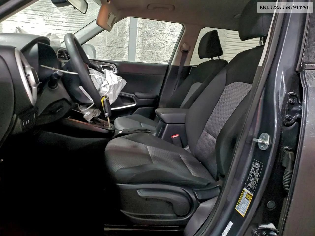 KNDJ23AU5R7914296 2024 Kia Soul Lx