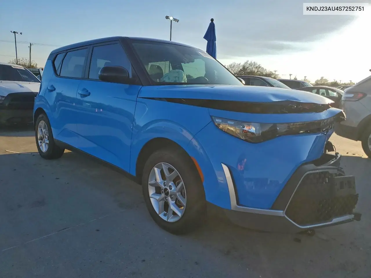 KNDJ23AU4S7252751 2025 Kia Soul Lx