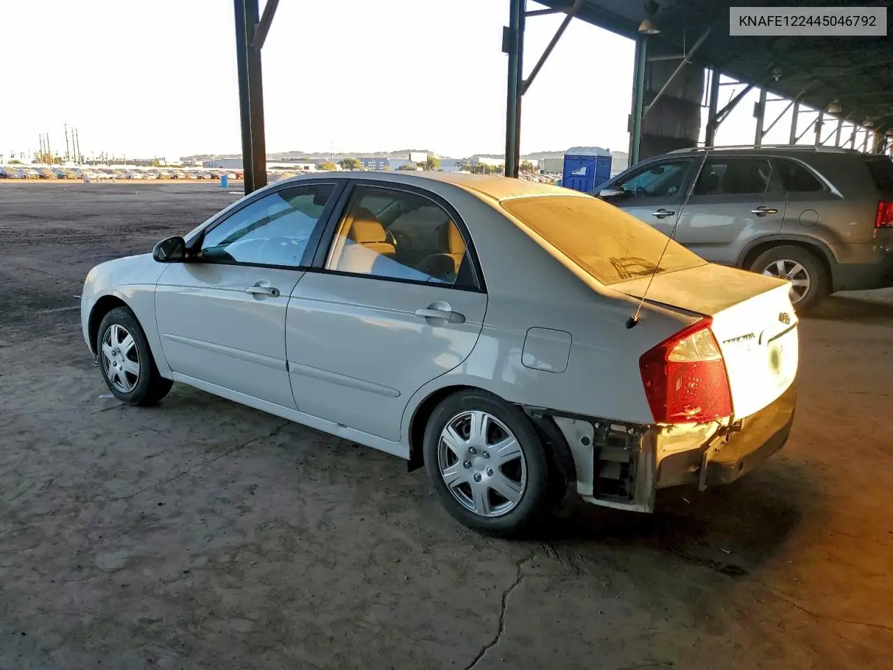 KNAFE122445046792 2004 Kia Spectra Lx