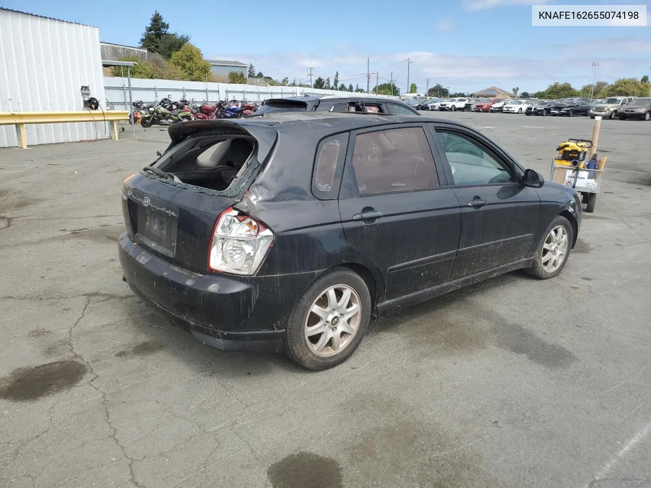 KNAFE162655074198 2005 Kia Spectra5