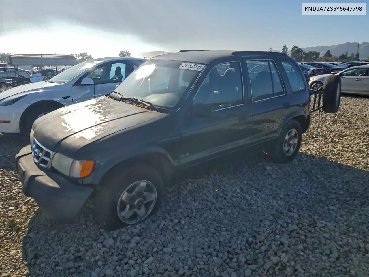 KNDJA7235Y5647798 2000 Kia Sportage