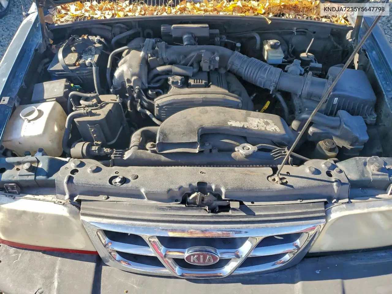 KNDJA7235Y5647798 2000 Kia Sportage