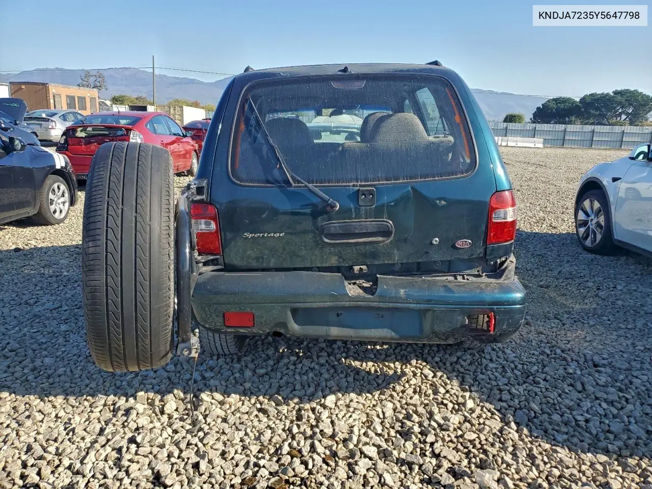KNDJA7235Y5647798 2000 Kia Sportage