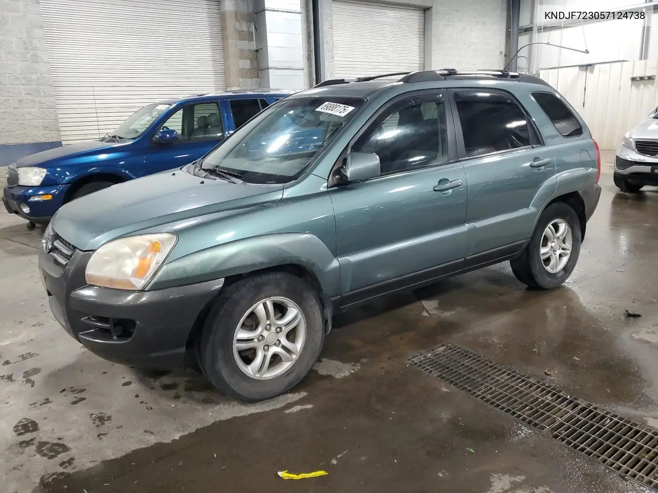 KNDJF723057124738 2005 Kia New Sportage