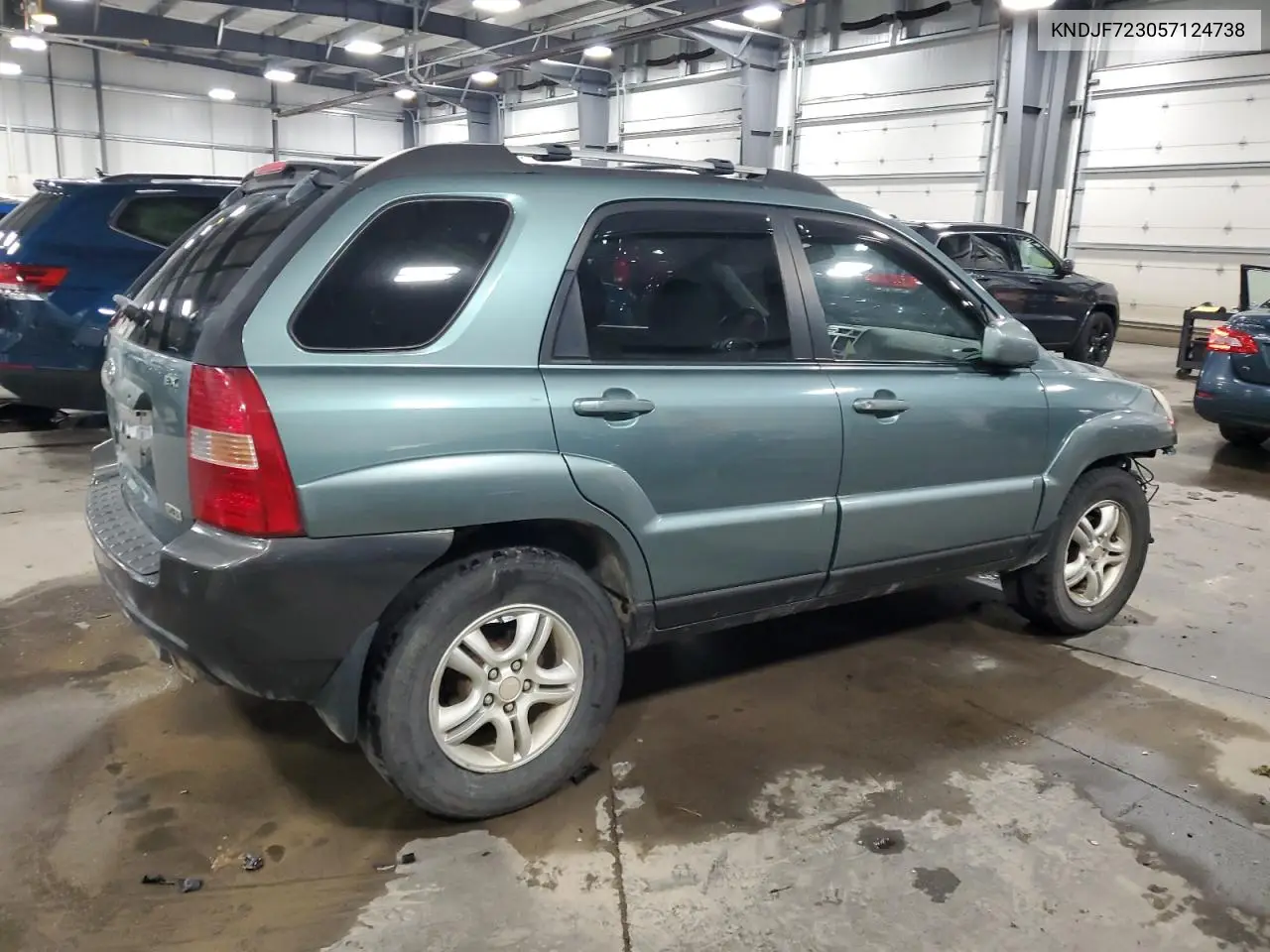 KNDJF723057124738 2005 Kia New Sportage