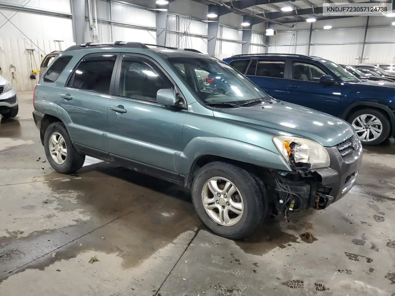 KNDJF723057124738 2005 Kia New Sportage