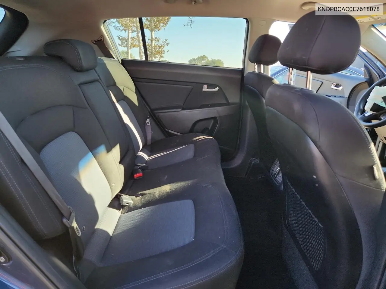 KNDPBCAC0E7618078 2014 Kia Sportage Lx