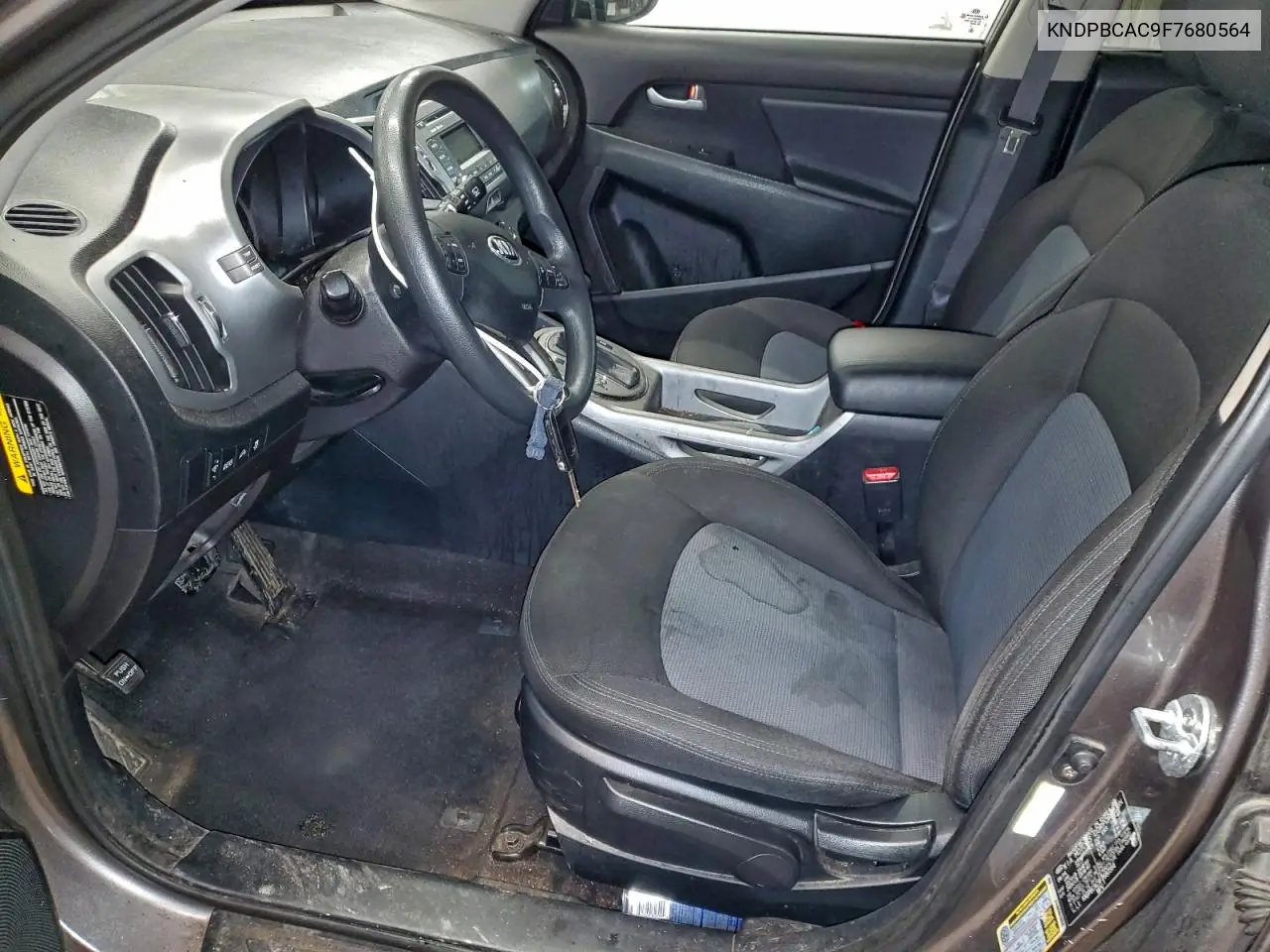 KNDPBCAC9F7680564 2015 Kia Sportage Lx