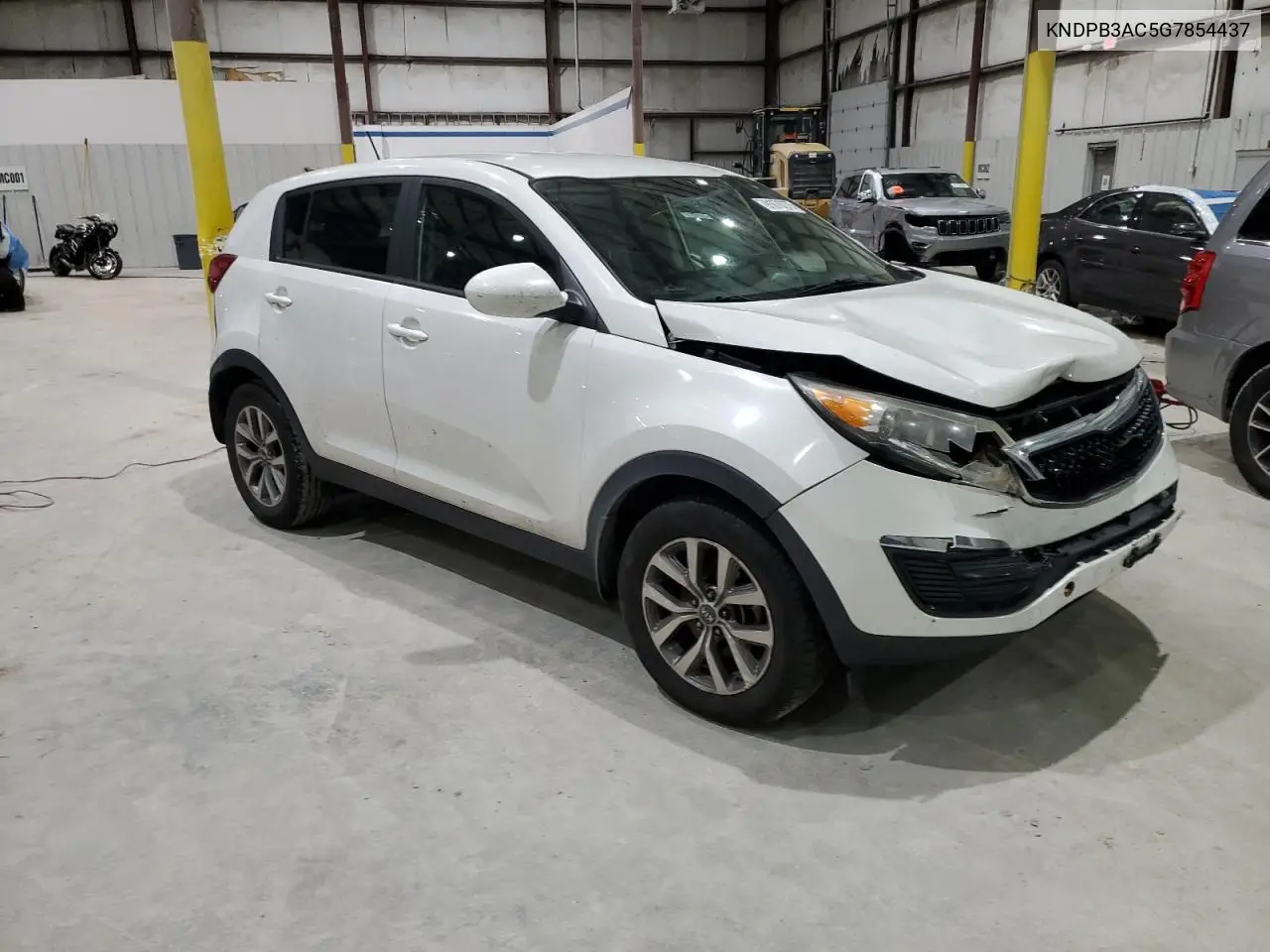 KNDPB3AC5G7854437 2016 Kia Sportage Lx