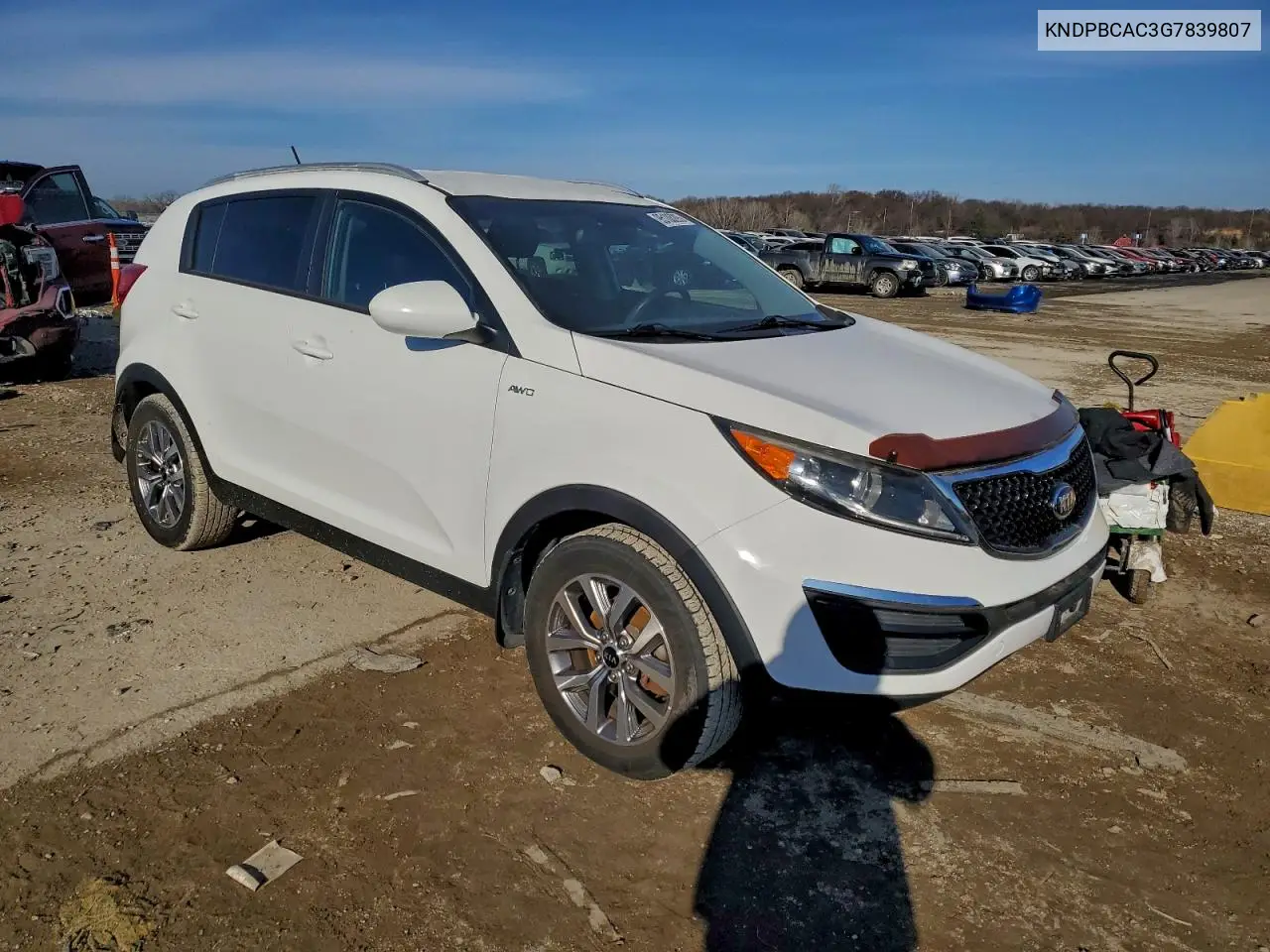 KNDPBCAC3G7839807 2016 Kia Sportage Lx