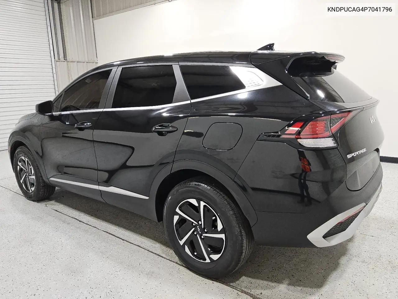 KNDPUCAG4P7041796 2023 Kia Sportage Lx