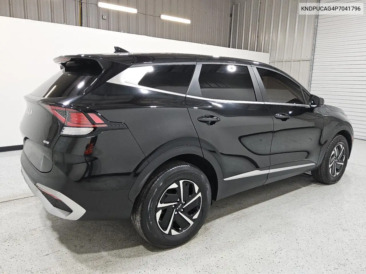 KNDPUCAG4P7041796 2023 Kia Sportage Lx