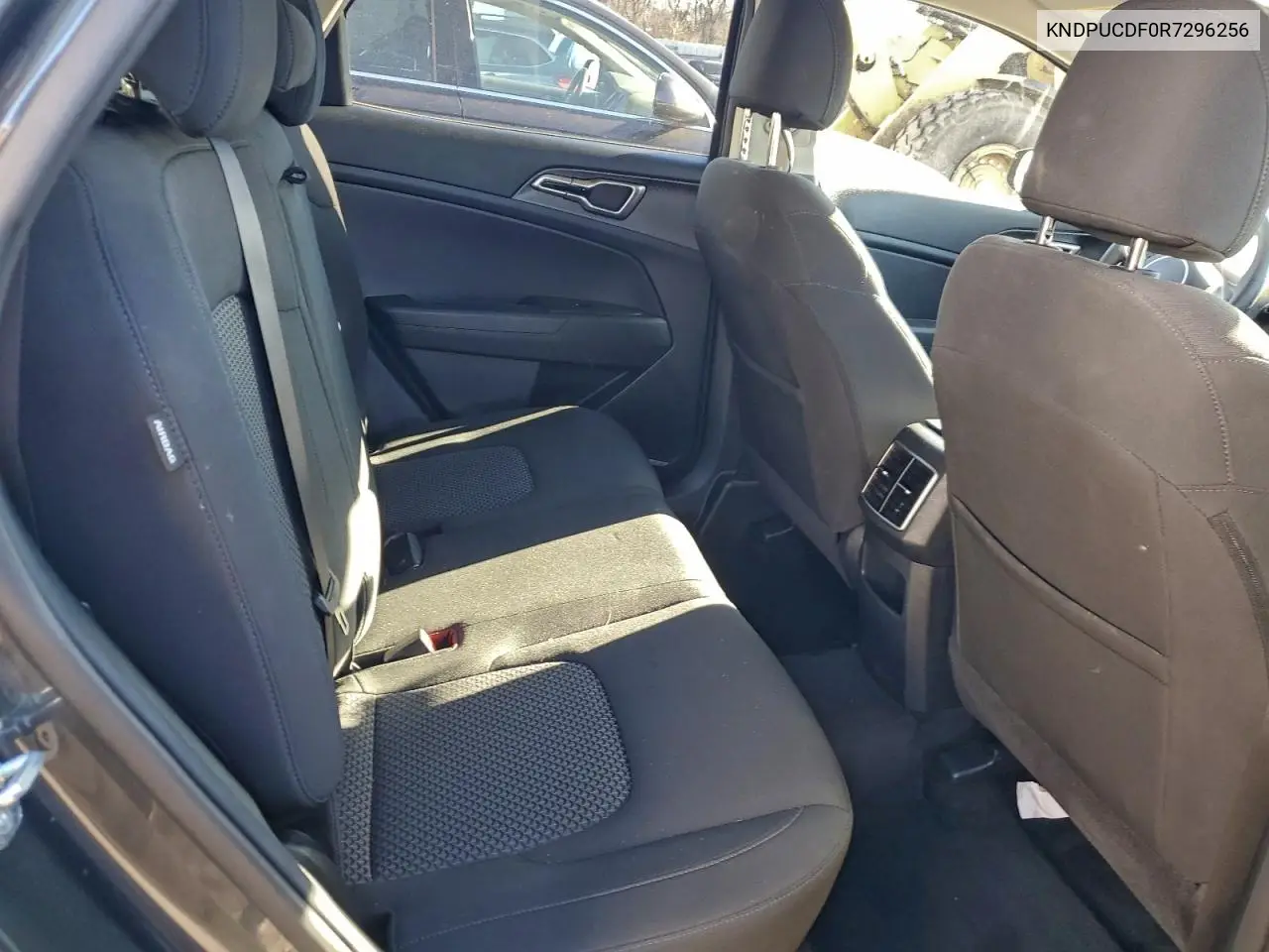 KNDPUCDF0R7296256 2024 Kia Sportage Lx