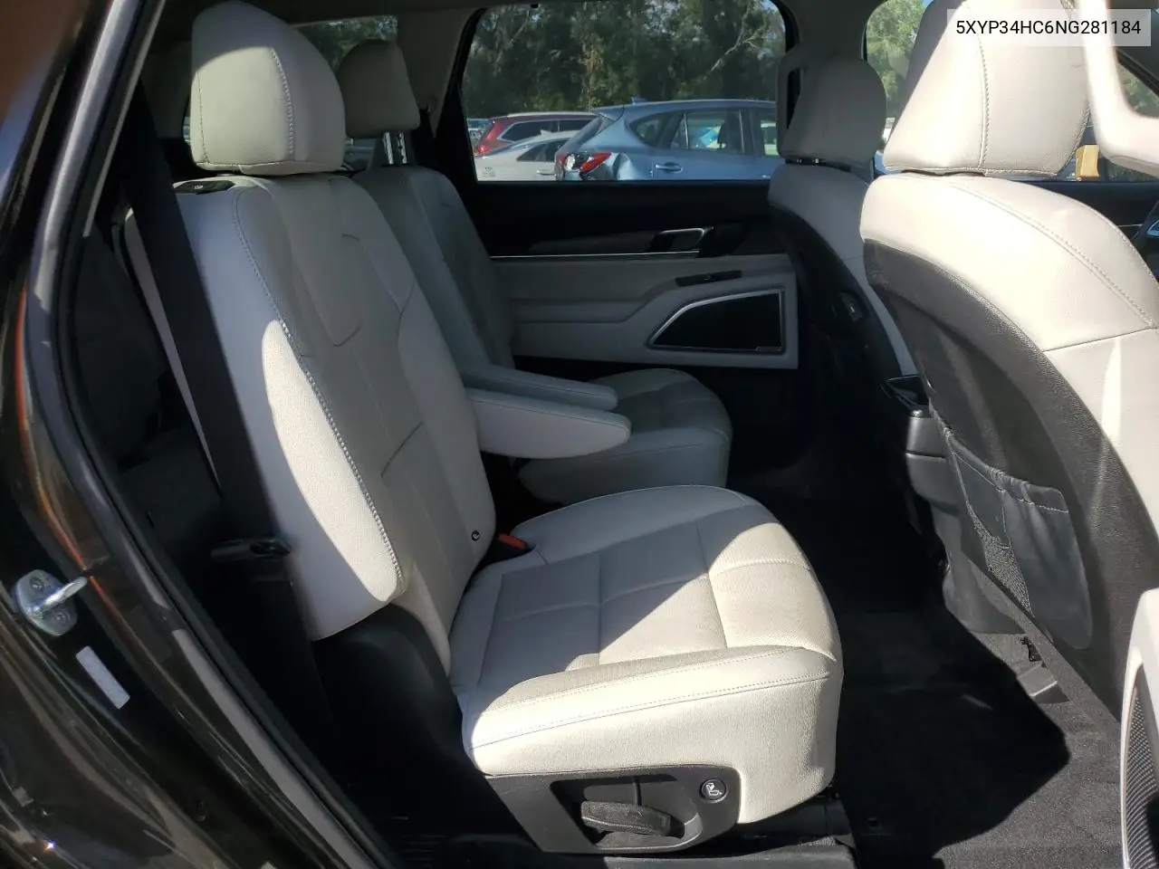 5XYP34HC6NG281184 2022 Kia Telluride Ex