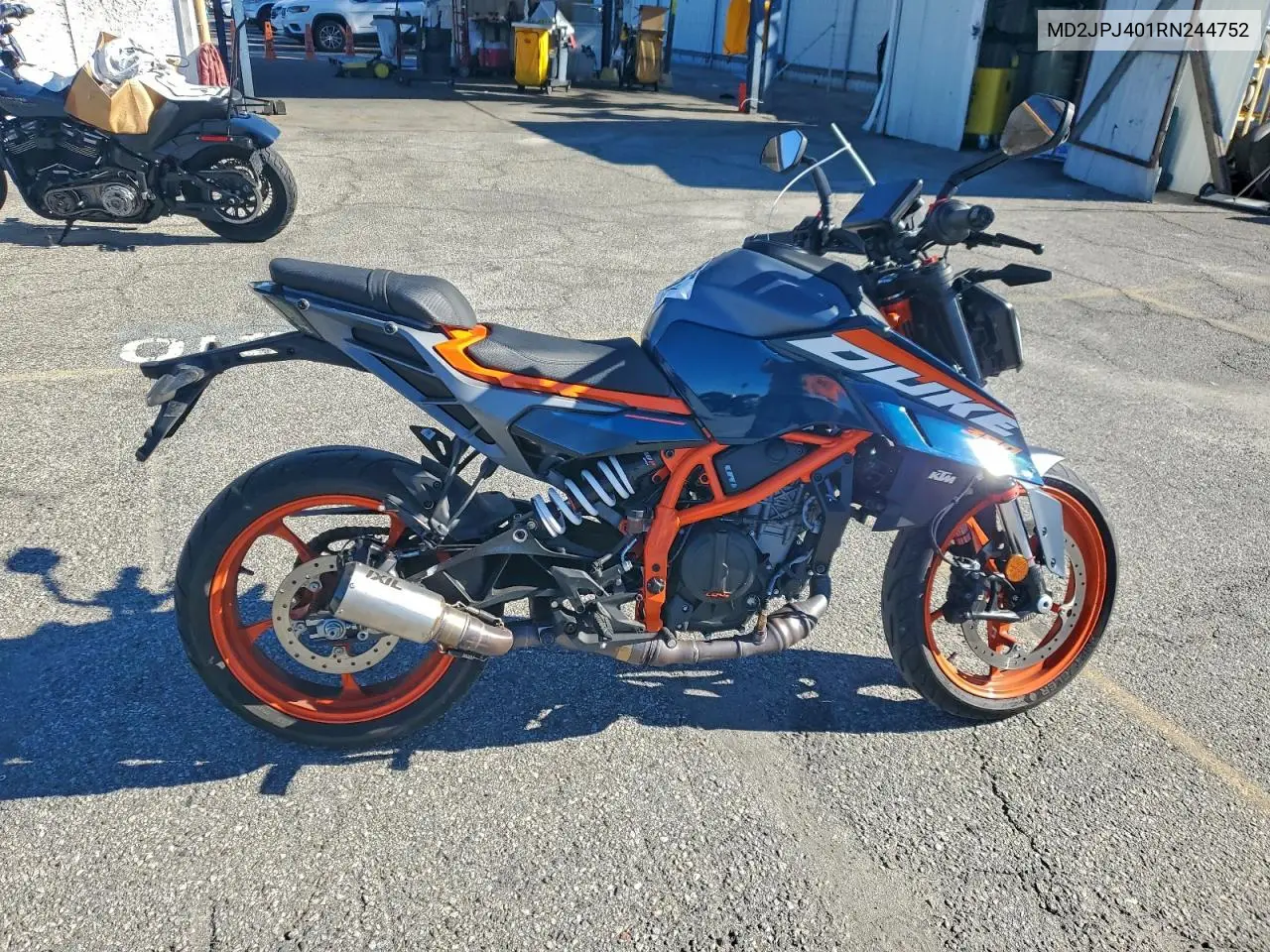 MD2JPJ401RN244752 2024 Ktm 390 Duke