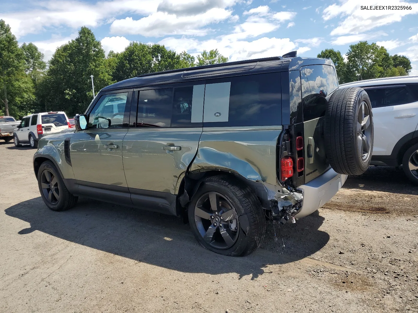 SALEJEEX1R2325966 2024 Land Rover Defender 110 S