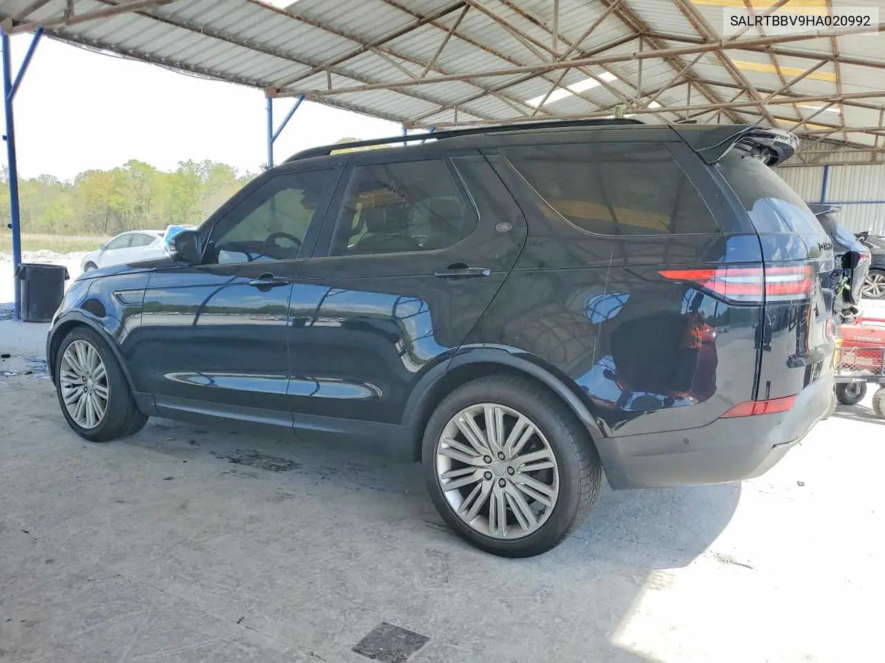 2017 Land Rover Discovery First Edition VIN: SALRTBBV9HA020992 Lot: 48386236