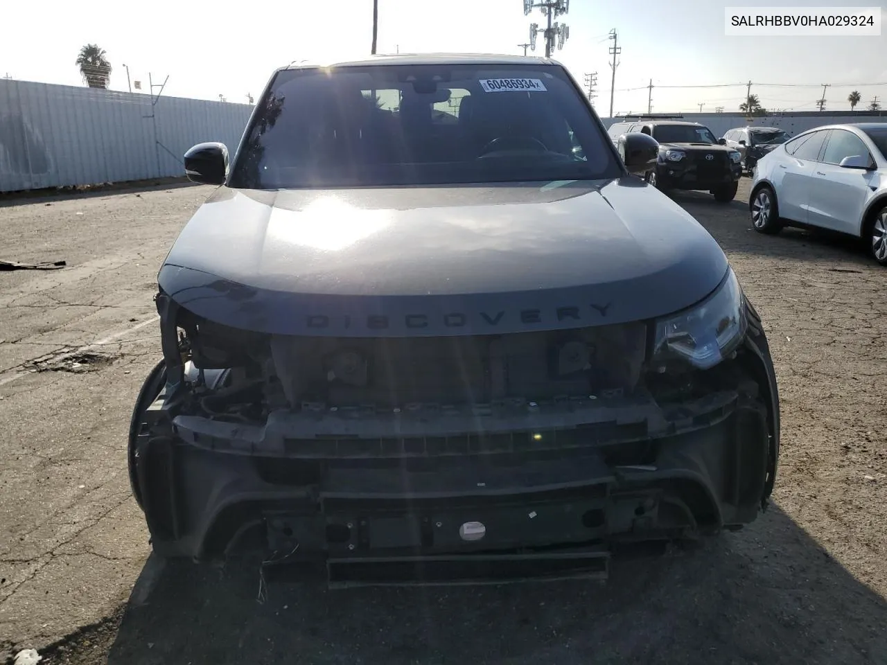 2017 Land Rover Discovery Hse Luxury VIN: SALRHBBV0HA029324 Lot: 60486934