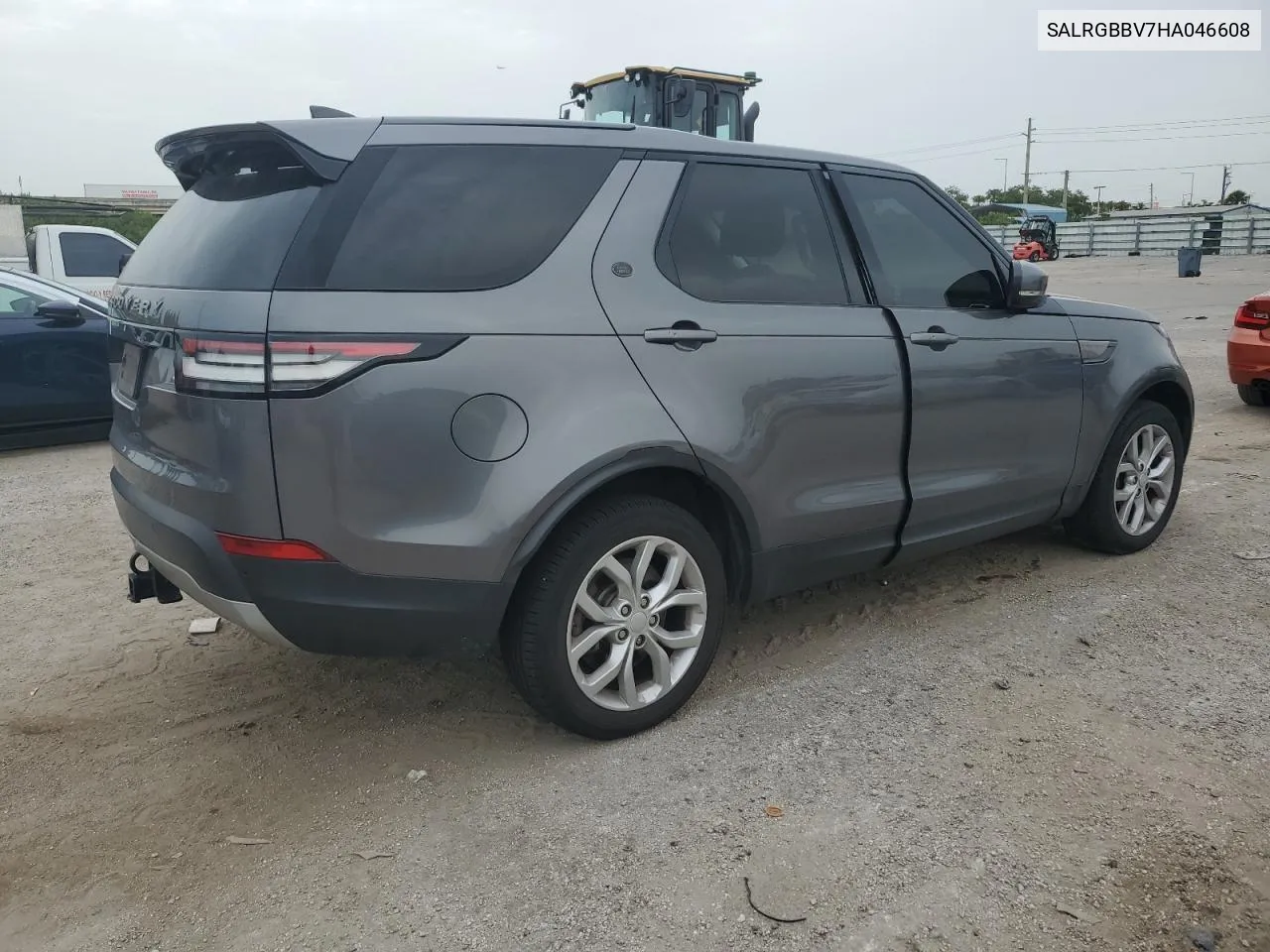 SALRGBBV7HA046608 2017 Land Rover Discovery Se