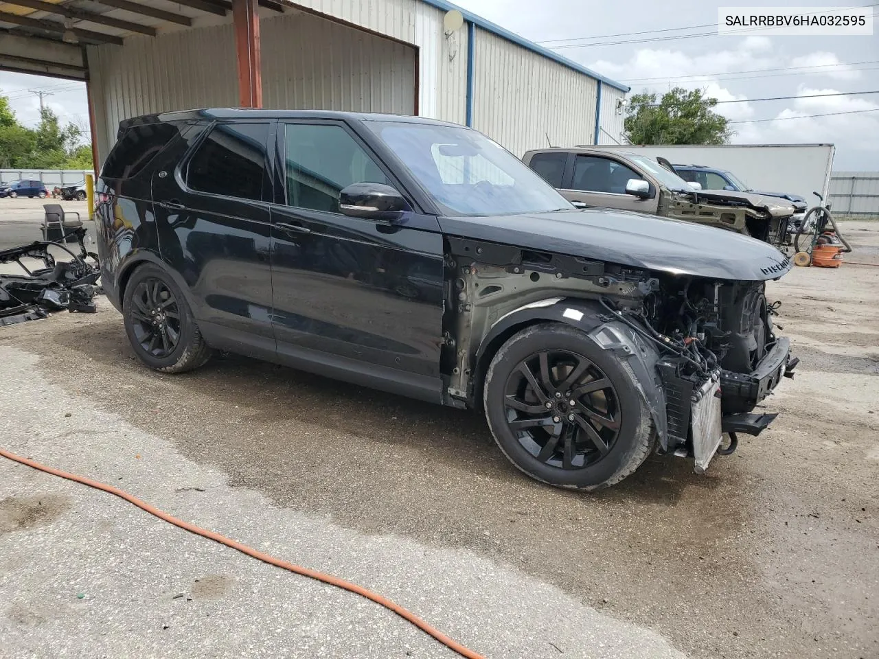 SALRRBBV6HA032595 2017 Land Rover Discovery Hse