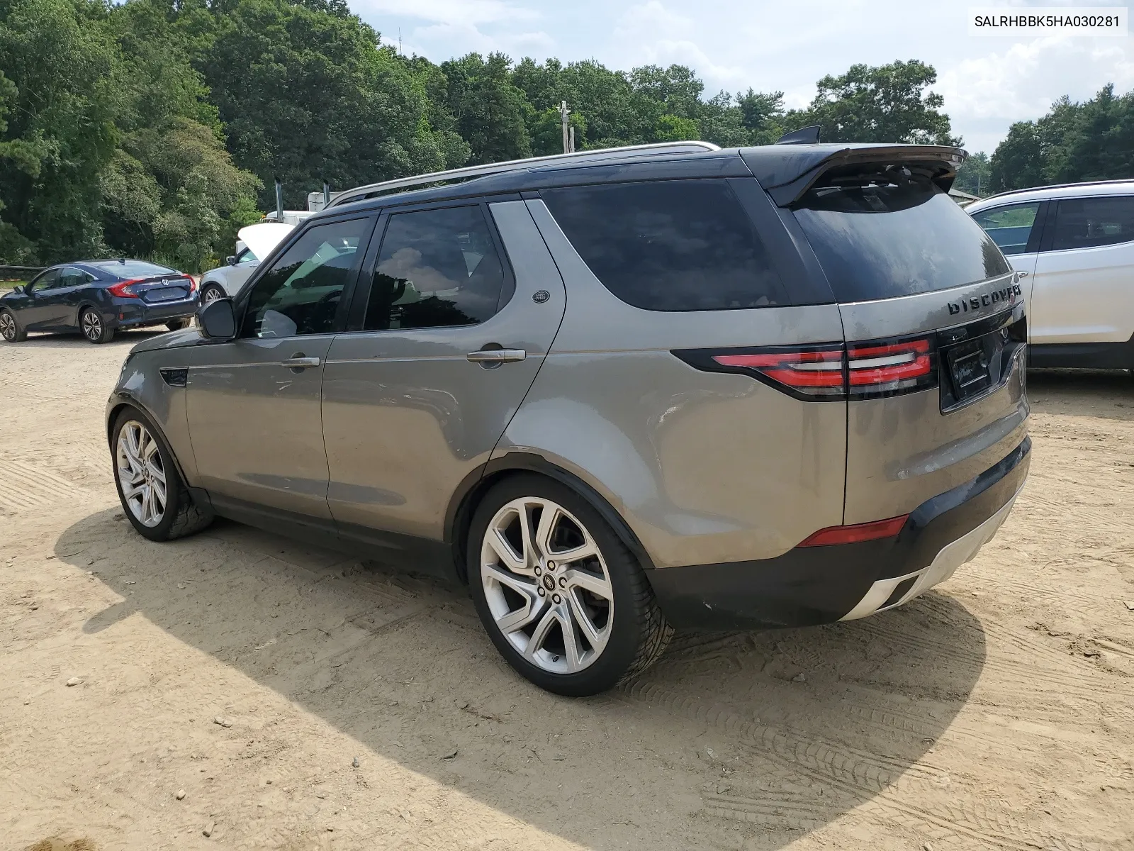 SALRHBBK5HA030281 2017 Land Rover Discovery Hse Luxury