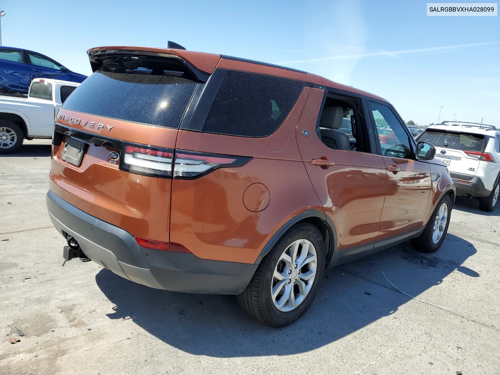 SALRGBBVXHA028099 2017 Land Rover Discovery Se