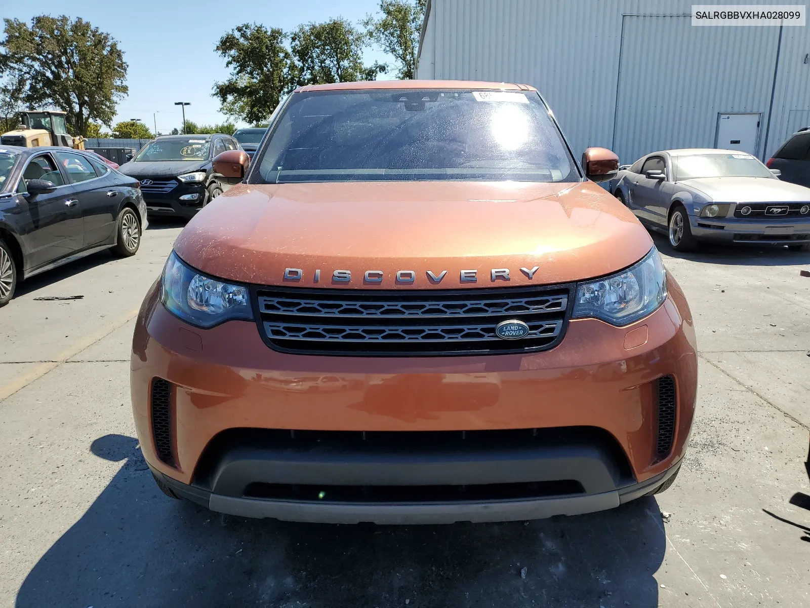 SALRGBBVXHA028099 2017 Land Rover Discovery Se